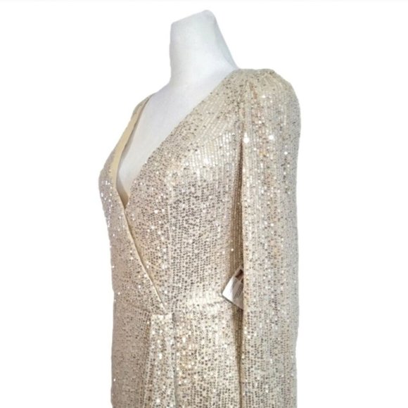 NEW IEENA Mac Duggal Sequin Evening Gown Dress Size 10 Silver Long Sleeve 26395 - Picture 4 of 8